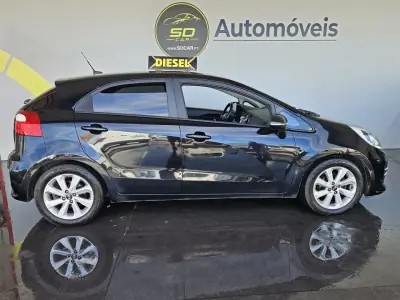 Kia Rio 2017 - 8350 EUR, 210000 km - 210000km - foto 3 de 6