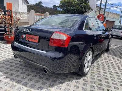 Audi A4 2003 - 7950 EUR, 277740 km - AUTO.MOTO.pt - 277740km - foto 7 de 13