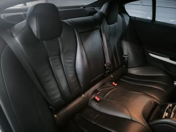 BMW 640 Gran Coupé 2015 - 26950 EUR, 232000 km - AUTO.MOTO.pt - 232000km - foto 27 de 47