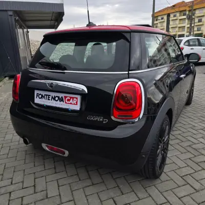 MINI Cooper 2015 - 14950 EUR, 172223 km - AUTO.MOTO.pt - 172223km - foto 11 de 22