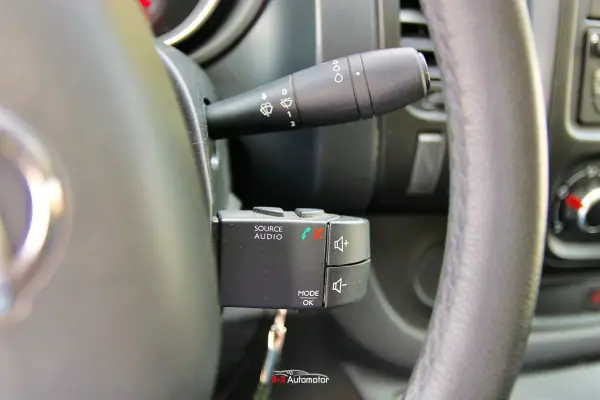 Nissan NV300 2020 - 21500 EUR, 102000 km - AUTO.MOTO.pt - 102000km - foto 15 de 20