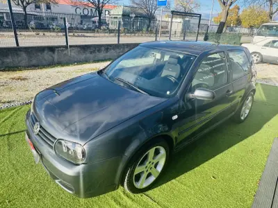 Volkswagen Golf 2001 - 7999 EUR, 269000 km - AUTO.MOTO.pt - 269000km - foto 5 de 30