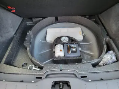 Volvo V50 2012 - 8950 EUR, 155400 km - AUTO.MOTO.pt - 155400km - foto 25 de 27