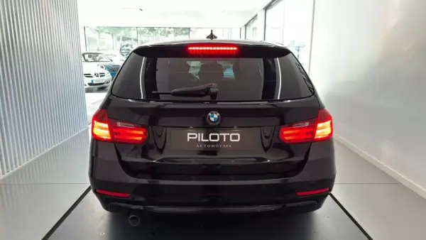BMW 318 2014 - 10990 EUR, 307701 km - 307701km - foto 5 de 24