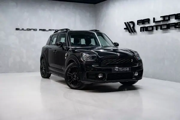 MINI Cooper S 2018 — foto 3 de 31