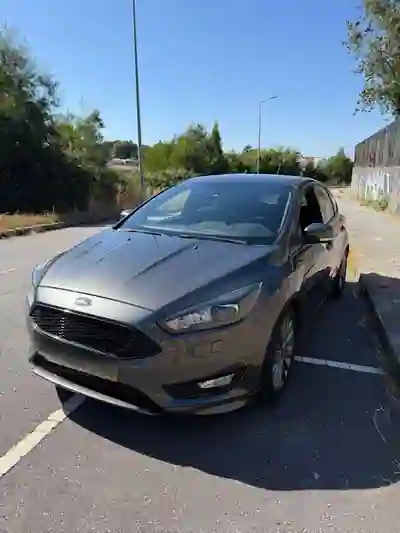 Ford 2017 - 14000 EUR, 97000 km - 97000km - foto 3 de 3