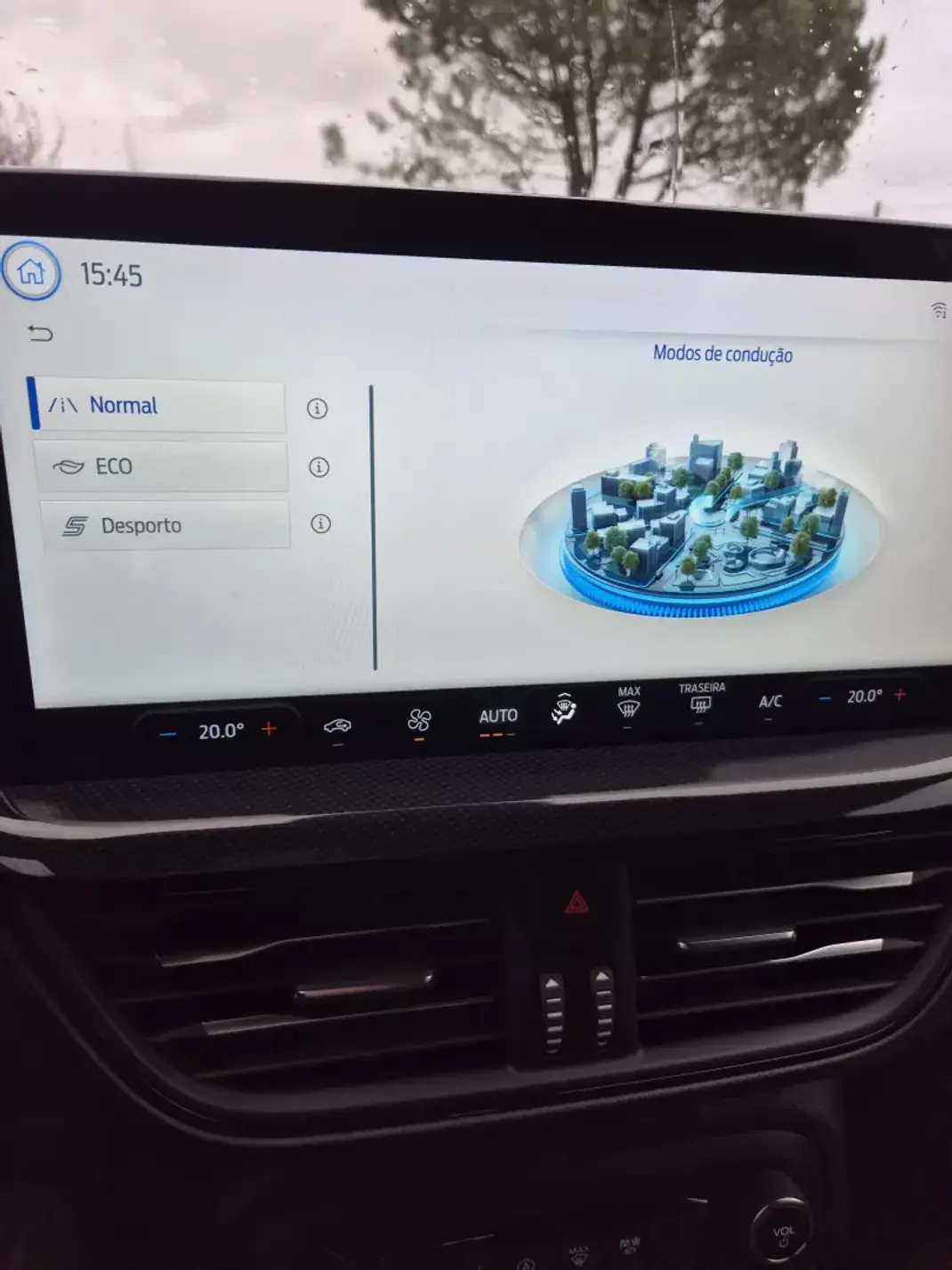 Ford Focus SW 2022 - 17450 EUR, 57000 km - AUTO.MOTO.pt - 57000km - foto 26 de 28