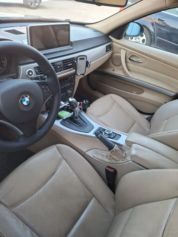 BMW 320 2006 - 6750 EUR, 316500 km - AUTO.MOTO.pt - 316500km - foto 12 de 15