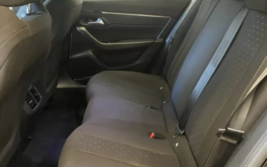 Peugeot 508 2021 - 18690 EUR, 84279 km - AUTO.MOTO.pt - 84279km - foto 10 de 15