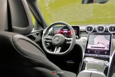 Mercedes-Benz C 300 2022 - 43500 EUR, 65000 km - AUTO.MOTO.pt - 65000km - foto 3 de 47