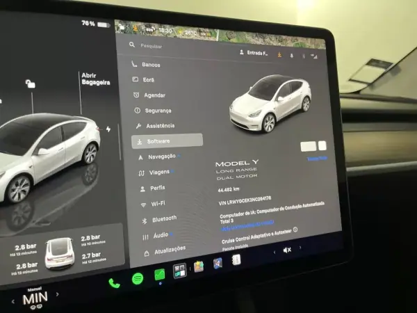 Tesla Model Y 2022 - 38750 EUR, 44000 km - AUTO.MOTO.pt - 44000km - foto 26 de 42