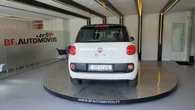 Fiat 500L 2013 - 7900 EUR, 153161 km - AUTO.MOTO.pt - 153161km - foto 17 de 55