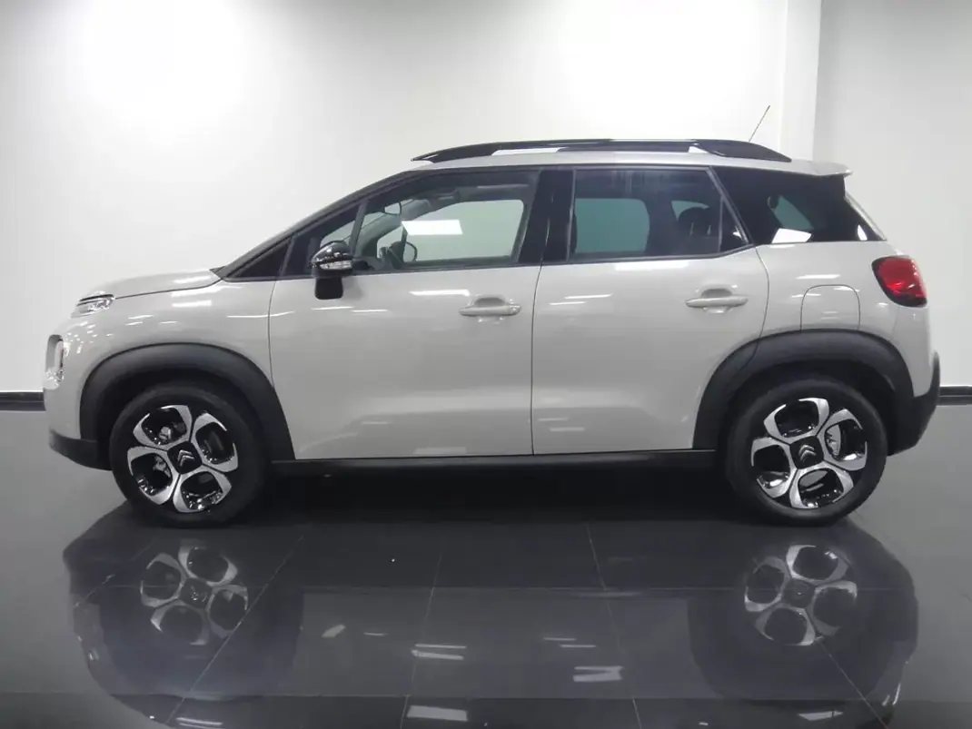 Citroën C3 Aircross 2019 - 14990 EUR, 63000 km - AUTO.MOTO.pt - 63000km - foto 4 de 27