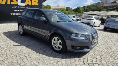 Audi A3 Sportback 2009 - 12990 EUR, 176000 km - AUTO.MOTO.pt - 176000km - foto 10 de 25
