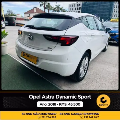 Opel Astra 2018 - 14900 EUR, 45500 km - AUTO.MOTO.pt - 45500km - foto 4 de 10