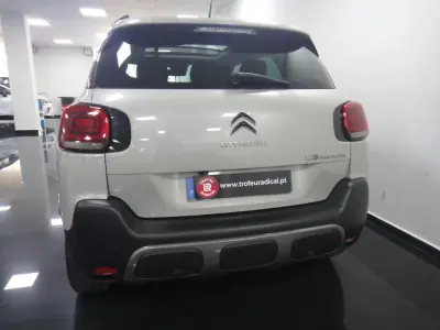 Citroën C3 Aircross 2019 - 14990 EUR, 63000 km - AUTO.MOTO.pt - 63000km - foto 6 de 27