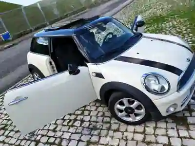 MINI Cooper 2009 - 5950 EUR, 230000 km - AUTO.MOTO.pt - 230000km - foto 14 de 15