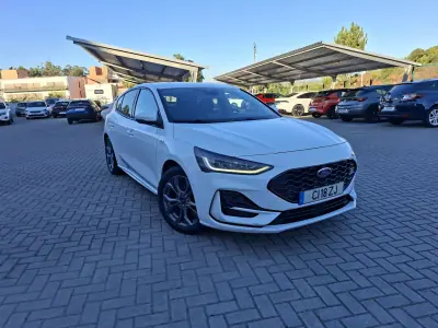 Ford Focus 2022 - 16500 EUR, 97500 km - AUTO.MOTO.pt - 97500km - foto 4 de 37