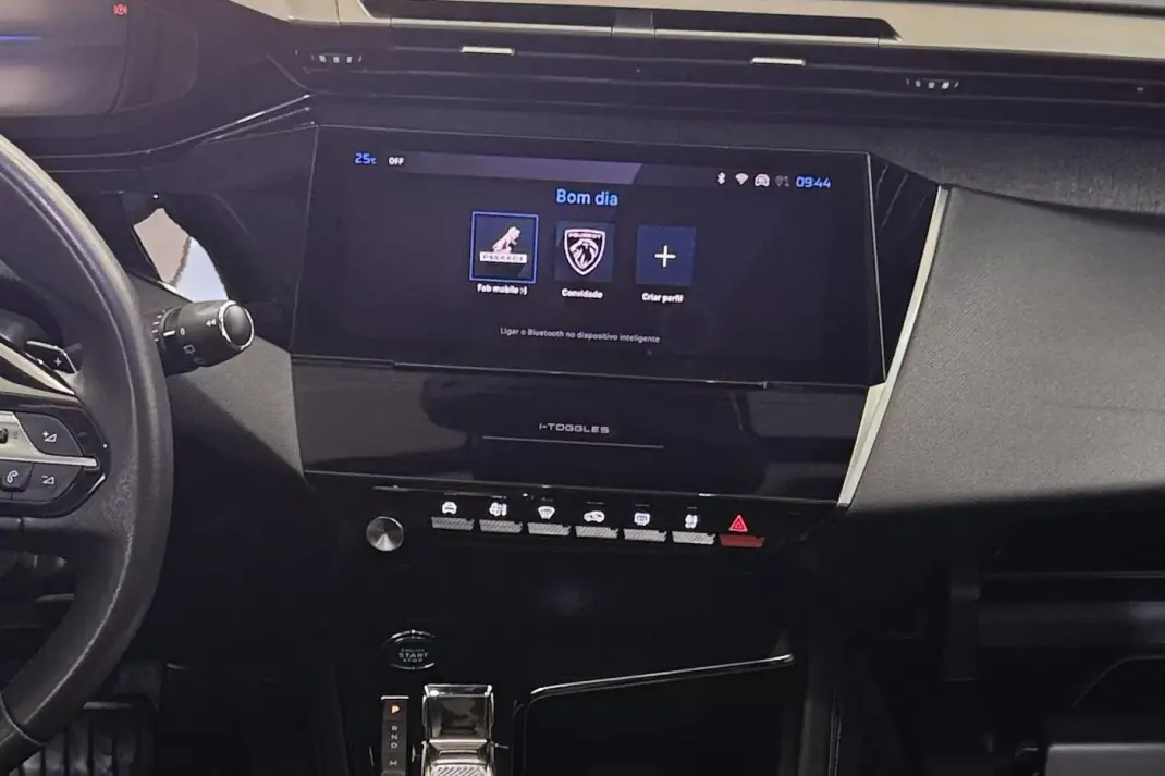 Peugeot 308 SW 2022 - 21500 EUR, 117060 km - AUTO.MOTO.pt - 117060km - foto 19 de 23