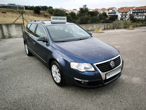 Volkswagen Passat Variant 2006 - 4950 EUR, 196789 km - AUTO.MOTO.pt - 196789km - foto 4 de 50