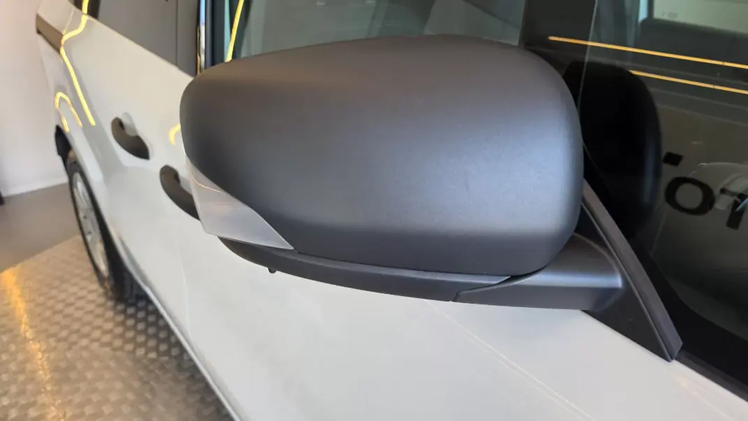 Mercedes-Benz Citan 2025 - 24950 EUR, 10603 km - AUTO.MOTO.pt - 10603km - foto 27 de 50