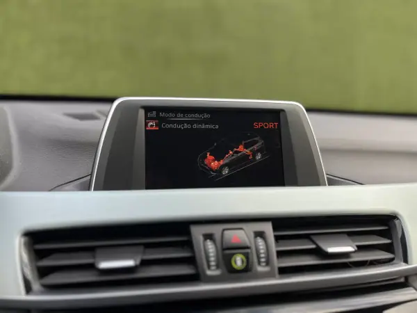BMW X1 2016 - 16900 EUR, 228000 km - AUTO.MOTO.pt - 228000km - foto 23 de 25