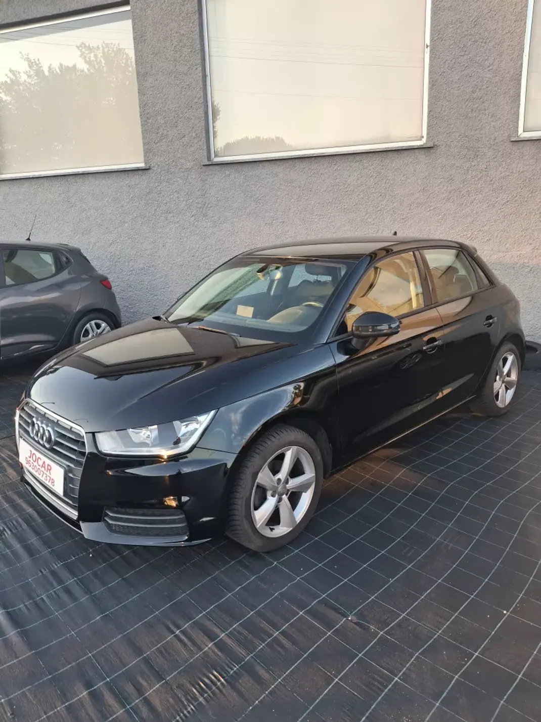 Audi A1 Sportback 2016 - 13500 EUR, 169098 km - 169098km - foto 6 de 17