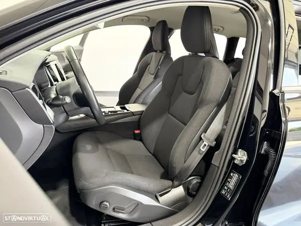 Volvo V60 2021 - 25990 EUR, 82125 km - AUTO.MOTO.pt - 82125km - foto 6 de 51