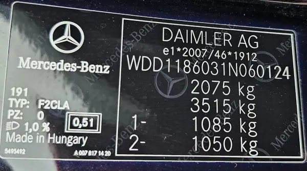Mercedes-Benz CLA 180 2021 - 31500 EUR, 75000 km - AUTO.MOTO.pt - 75000km - foto 11 de 28