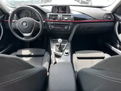 BMW 318 2014 - 12900 EUR, 200000 km - AUTO.MOTO.pt - 200000km - foto 28 de 52