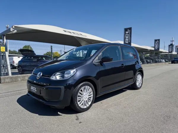 Volkswagen Up! 2016 - 7990 EUR, 97000 km - AUTO.MOTO.pt - 97000km - foto 3 de 28