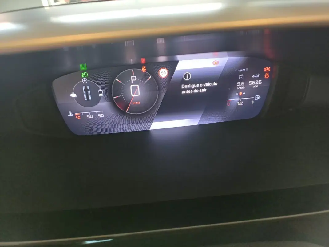 Peugeot 308 SW 2025 - 29750 EUR, 5900 km - AUTO.MOTO.pt - 5900km - foto 16 de 26