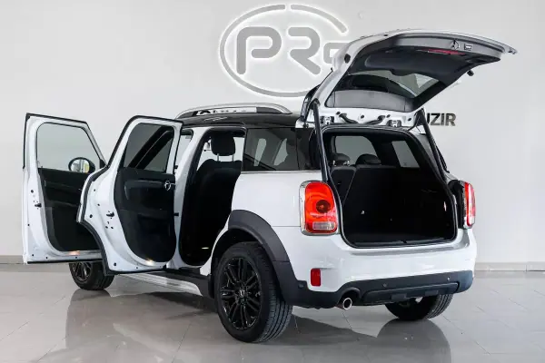 MINI Countryman 2019 - 17900 EUR, 179421 km - AUTO.MOTO.pt - 179421km - foto 24 de 28