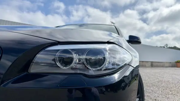 BMW 520 2013 - 16500 EUR, 244000 km - AUTO.MOTO.pt - 244000km - foto 6 de 47
