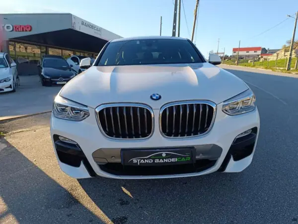 BMW X4 2018 - 49000 EUR, 90000 km - AUTO.MOTO.pt - 90000km - foto 11 de 52
