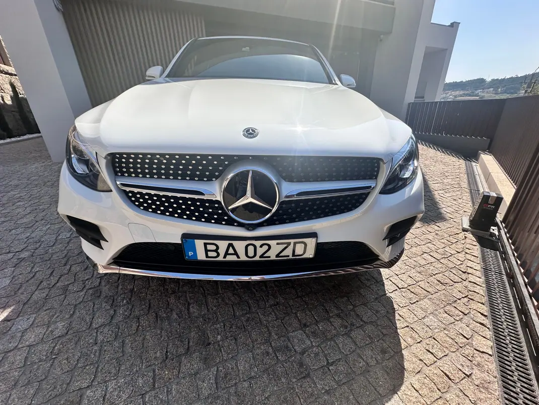Mercedes-Benz GLC 250 2017 - 35500 EUR, 1998 km - 1998km - foto 3 de 15