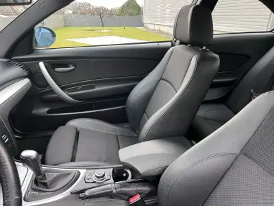 BMW 120 2008 - 12900 EUR, 300000 km - AUTO.MOTO.pt - 300000km - foto 30 de 39