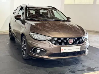 Fiat Tipo Station Wagon 2018 - 12900 EUR, 92385 km - AUTO.MOTO.pt - 92385km - foto 3 de 25