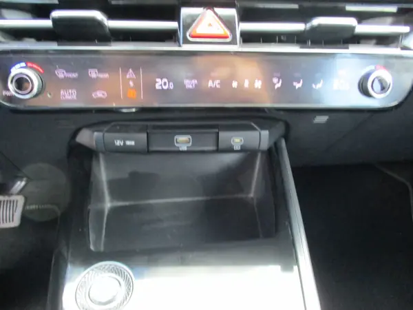 Kia e-Niro 2022 - 25490 EUR, 90460 km - AUTO.MOTO.pt - 90460km - foto 18 de 22