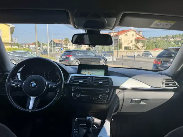 BMW 418 Gran Coupé 2016 - 17500 EUR, 180000 km - AUTO.MOTO.pt - 180000km - foto 4 de 24