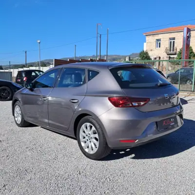 SEAT Leon 2014 - 8990 EUR, 165000 km - AUTO.MOTO.pt - 165000km - foto 4 de 13
