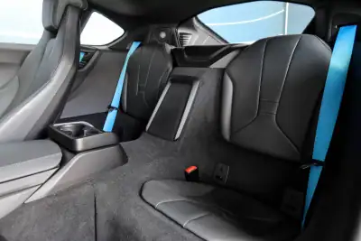 BMW i8 2016 - 69900 EUR, 48533 km - AUTO.MOTO.pt - 48533km - foto 16 de 16