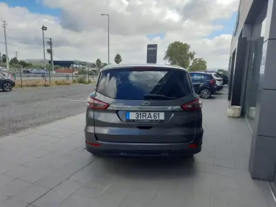 Ford S-Max 2016 - 17750 EUR, 151186 km - AUTO.MOTO.pt - 151186km - foto 6 de 35