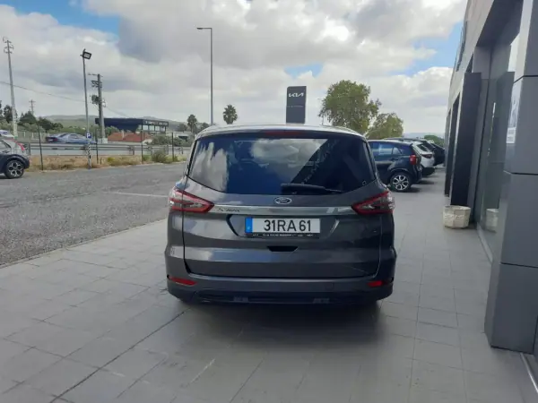 Ford S-Max 2016 - 17750 EUR, 151186 km - AUTO.MOTO.pt - 151186km - foto 6 de 35