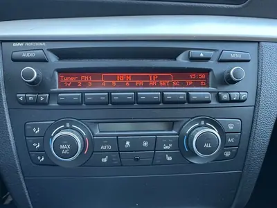 BMW 120 2013 - 17500 EUR, 154360 km - AUTO.MOTO.pt - 154360km - foto 34 de 46