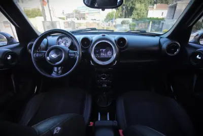 MINI Countryman 2011 - 12450 EUR, 201000 km - 201000km - foto 20 de 39
