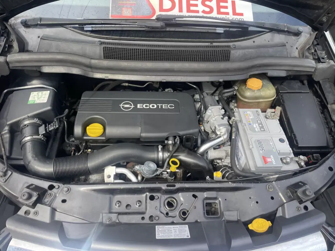 Opel Zafira 2009 - 3950 EUR, 309758 km - AUTO.MOTO.pt - 309758km - foto 13 de 13