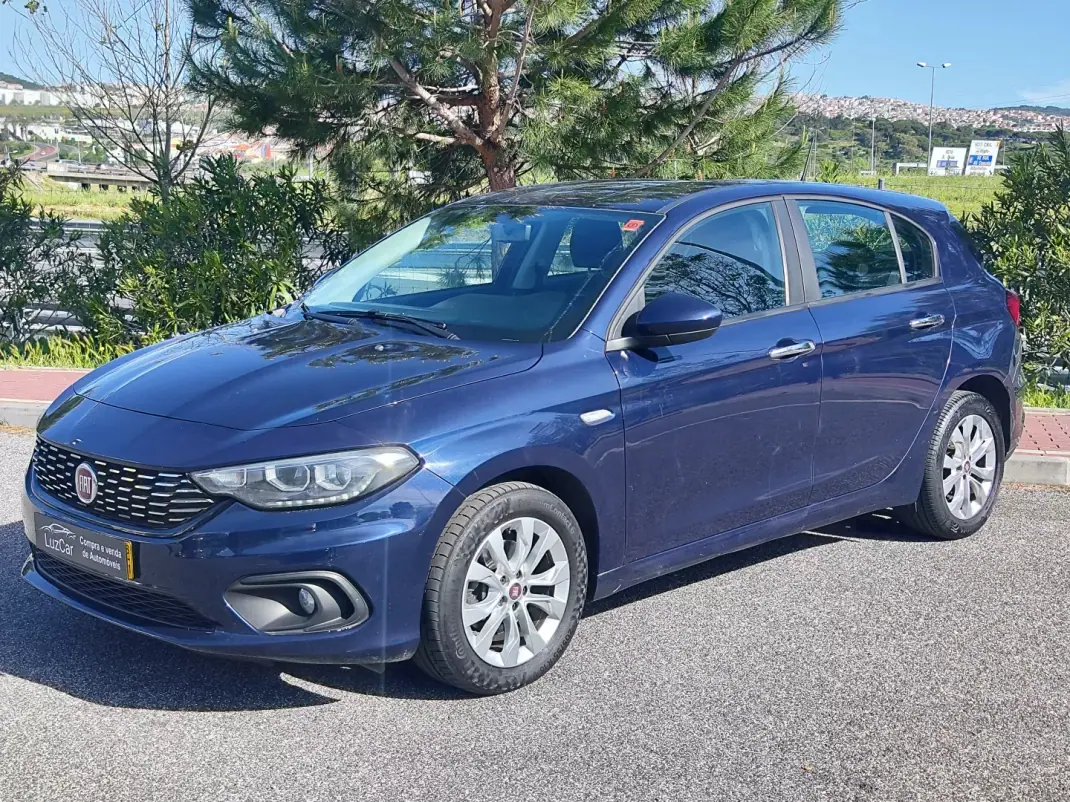 Fiat Tipo 2016 - 8480 EUR, 177150 km - AUTO.MOTO.pt - 177150km - foto 1 de 39