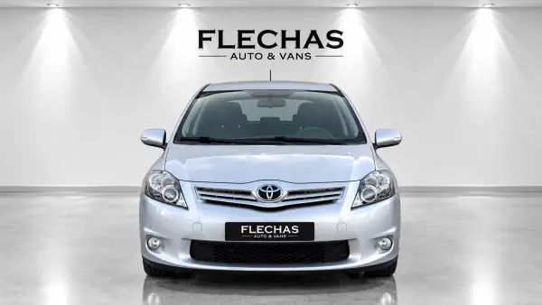 Toyota Auris 1.4 D-4D Exclusive+P.Sport 2010 Diesel