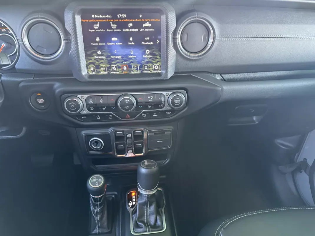Jeep Gladiator 2024 - 79800 EUR, 2649 km - AUTO.MOTO.pt - 2649km - foto 13 de 23